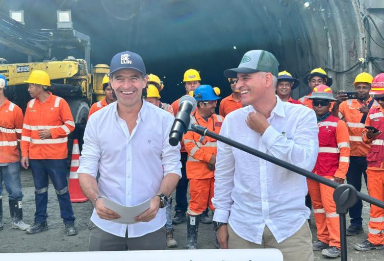 Avance de obra vía al mar desde Medellín 