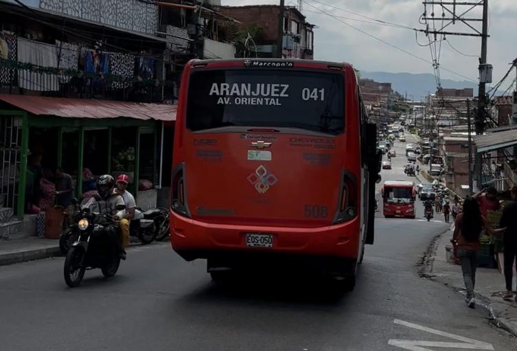Medellín reestructura 127 rutas y conecta el 88% de su flota de transporte 