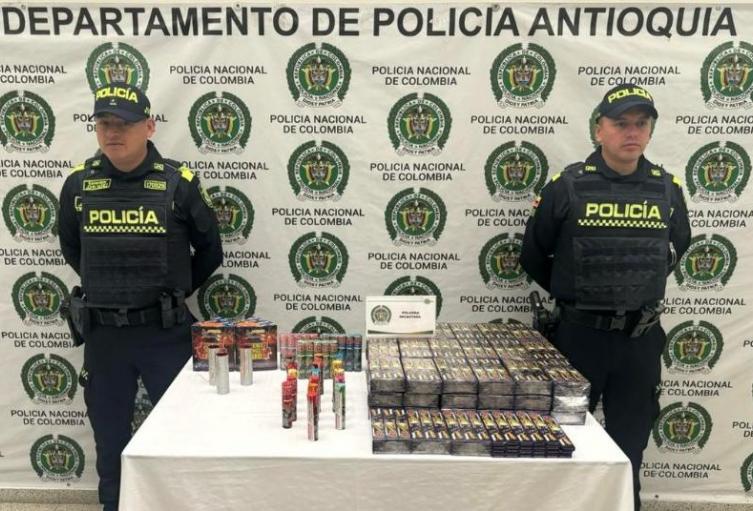 Oculta en una caja: policía descubrió pólvora ilegal avaluada en un millón durante control en Entrerríos 