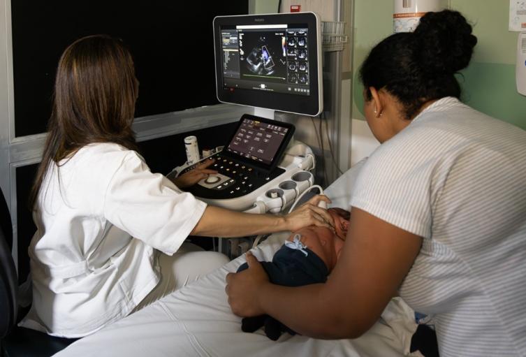Hospital General de Medellín presenta su nuevo ecocardiógrafo