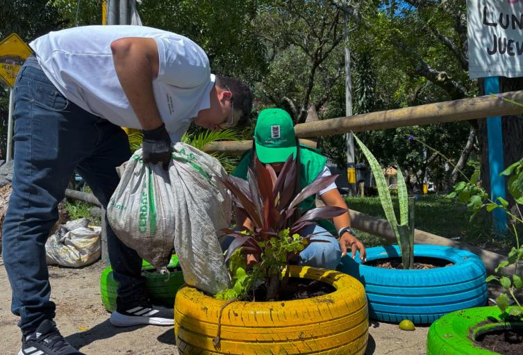 A la fecha, el Distrito ha realizado 206 encuentros comunitarios y 73 acciones de apropiación territorial. 
