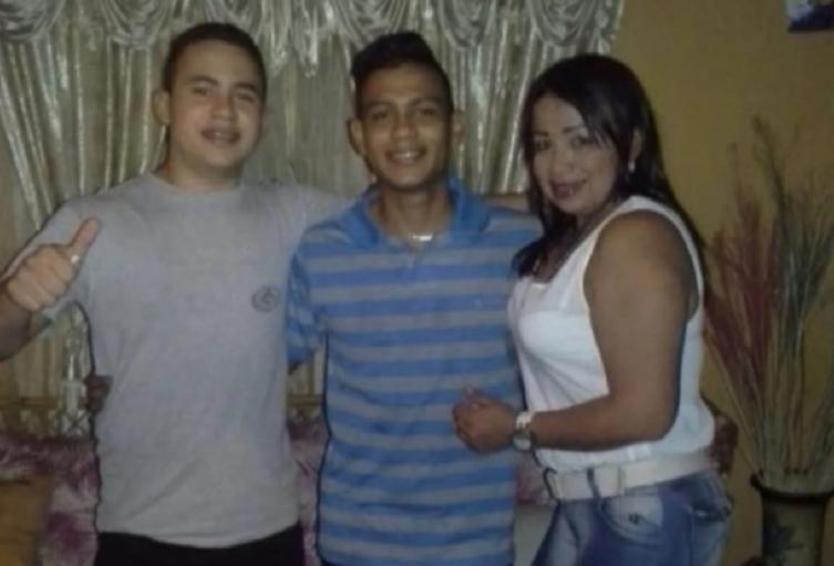 hermanos Leonardo y Leandro Chirinos Parra