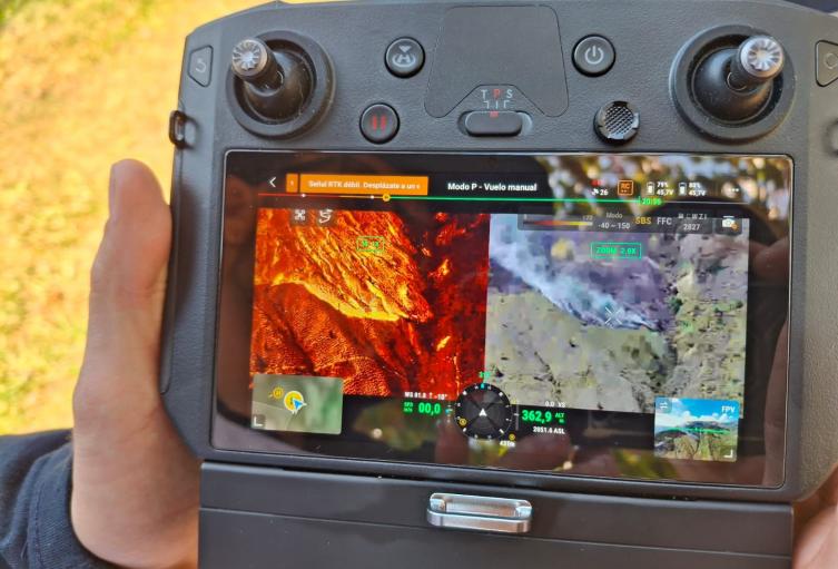 Los vientos han reactivado focos tras cinco días de la emergencia en Bello.