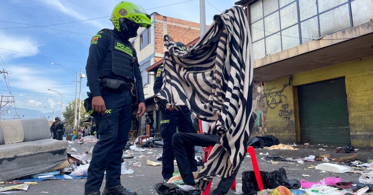 Con jeringas llenas de vicio habitantes de calle atacaron a policías en El Bronx de Medellín