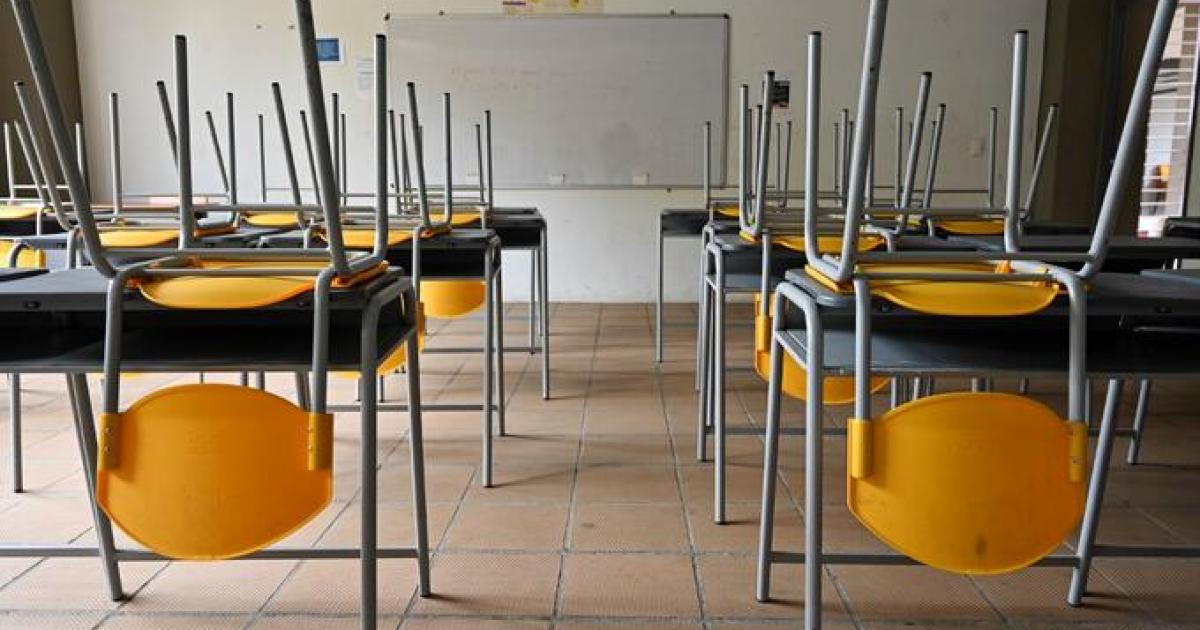 Autoridades investigan amenazas a docente en Medellín; las clases se reanudarán el lunes