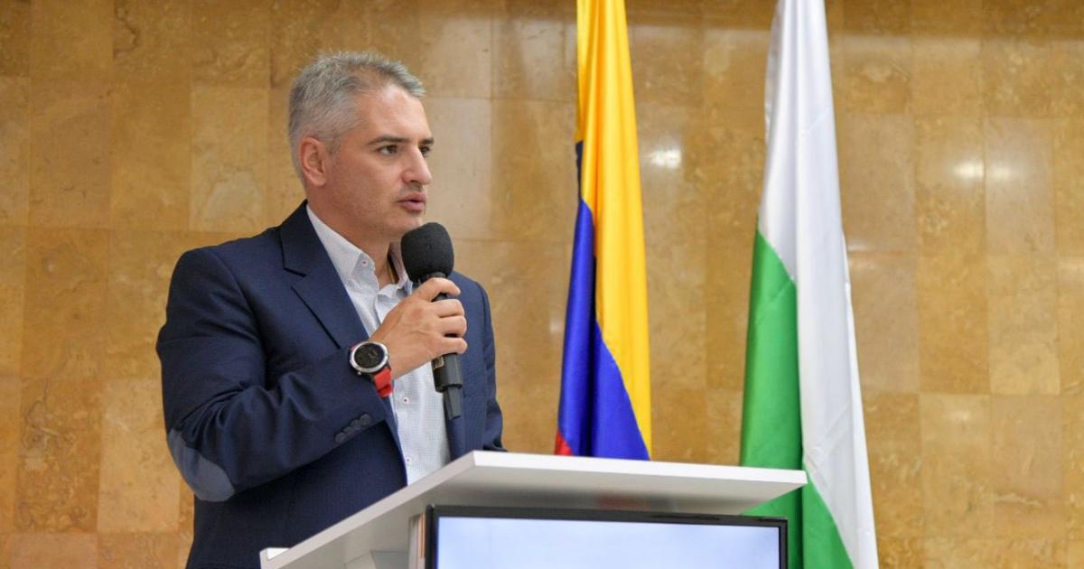 Gobernador de Antioquia señala que la situación de orden público en Anorí, corresponde al abandono del Gobierno Nacional