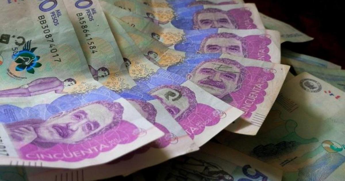 Centrales obreras proponen aumento de dos dígitos para el salario mínimo del 2026