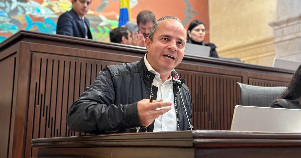 Representante antioqueño solicitó iniciar una acción ética y disciplinaria contra la senadora Aida Quilcué