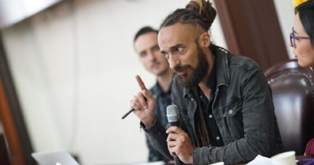 Representante a la Cámara por Antioquia, pide al Gobierno atención inmediata a desplazados en el departamento