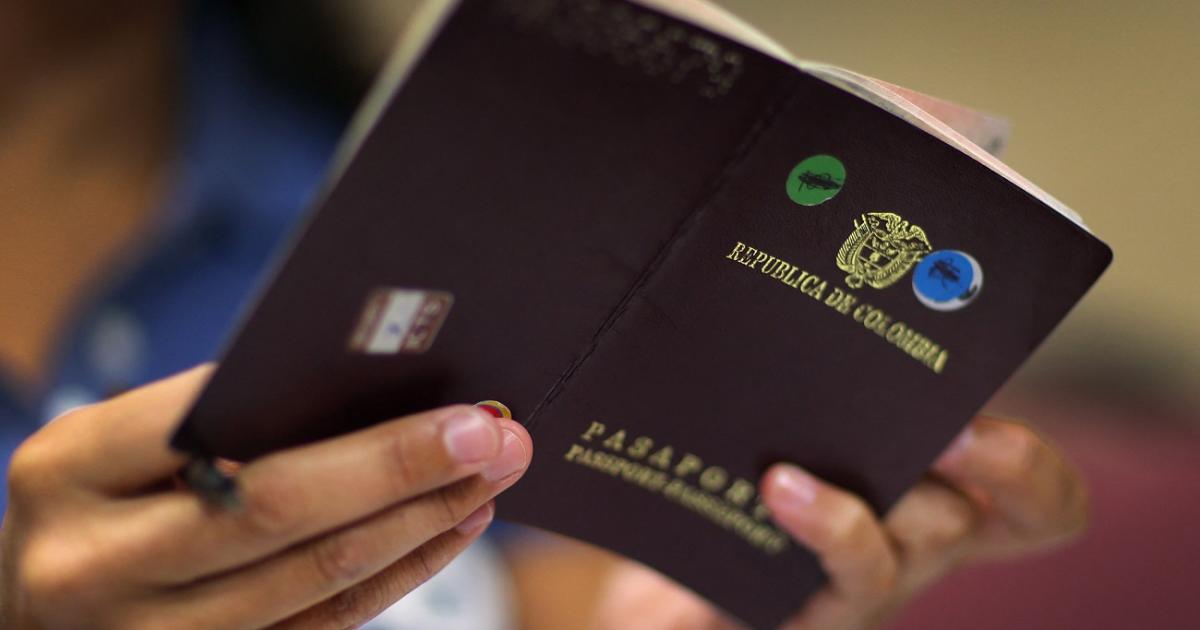 El gobierno no está en capacidad de construir sobre lo construido: aseguran desde Antioquia por crisis de pasaportes
