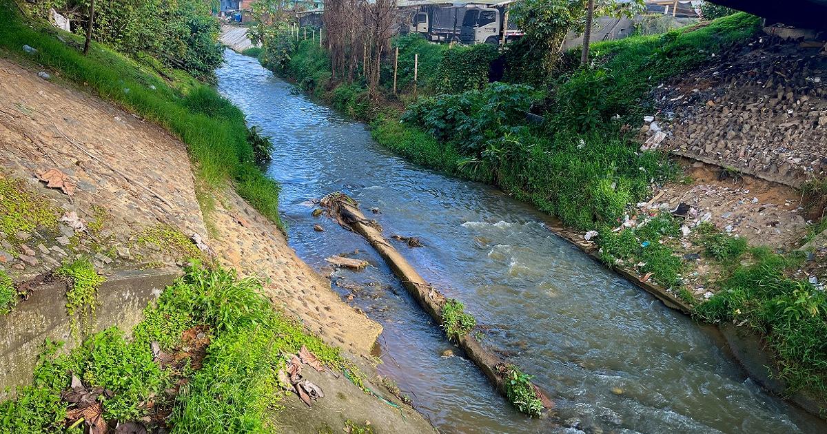 Inició la obra de reposición del colector de aguas residuales en Guarne