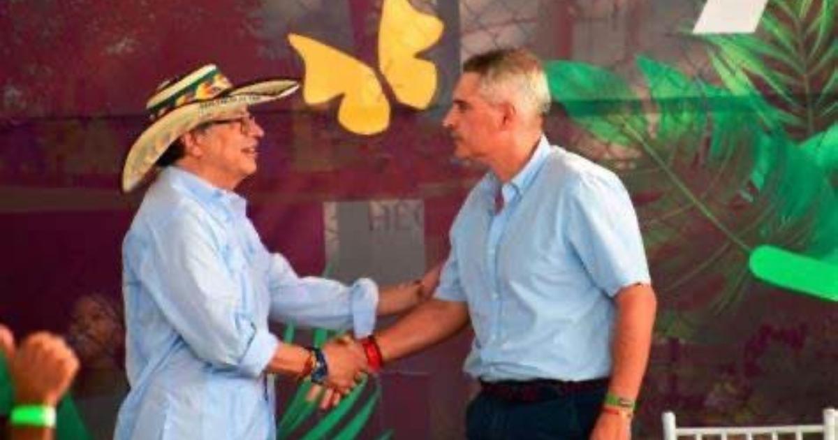¿Se preocuparía tanto si yo estuviera de visita con la dictadura de Venezuela o con el régimen de Irán? Gobernador de Antioquia a Petro