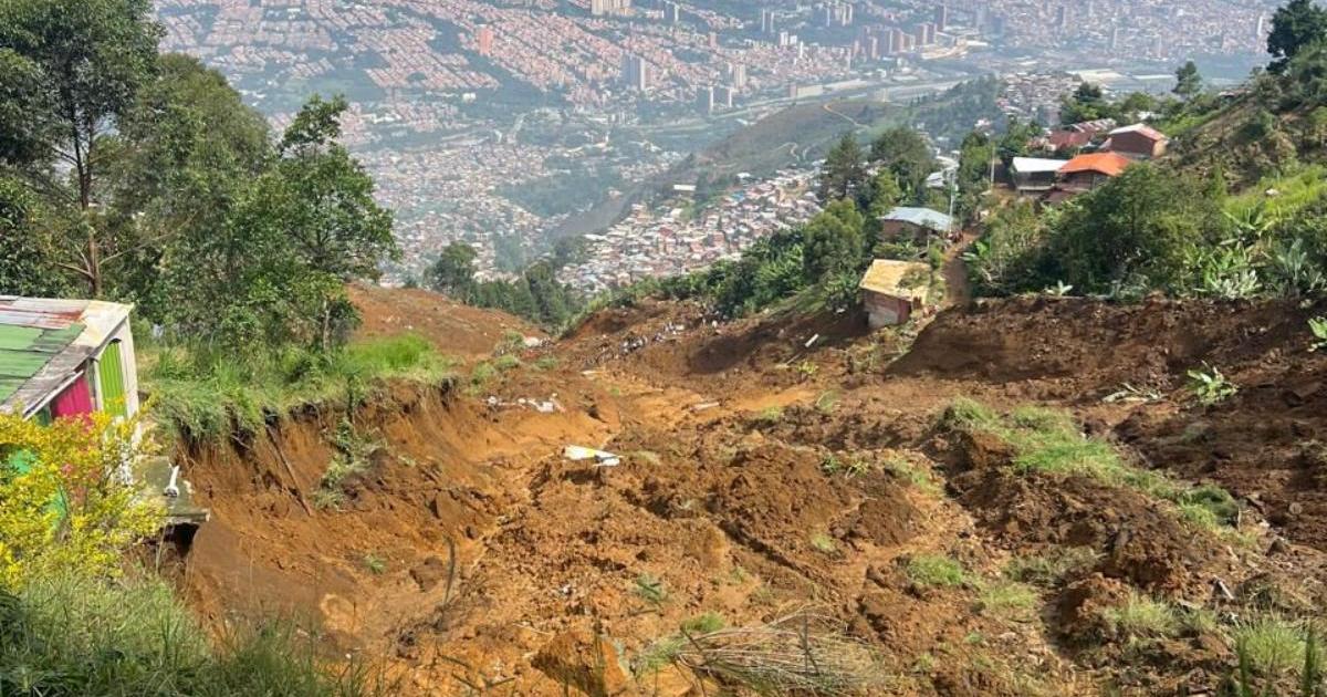 Identificadas 14 de 16 víctimas mortales del deslizamiento en Bello