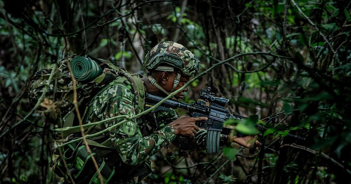 Nuevos combates entre el Ejército y el ELN en Valdivia, autoridades descartan personas confinadas