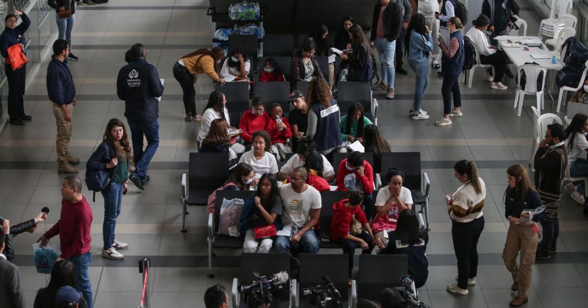 LATAM y JetSMART reportan normalidad en sus vuelos en plena ola de retrasos y cancelaciones