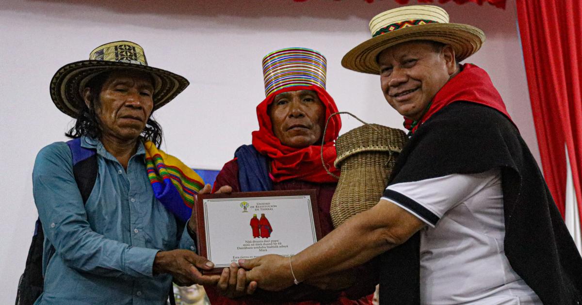 Restituyen 3.335 hectáreas de tierras a 90 familias de resguardo indígena en Ituango