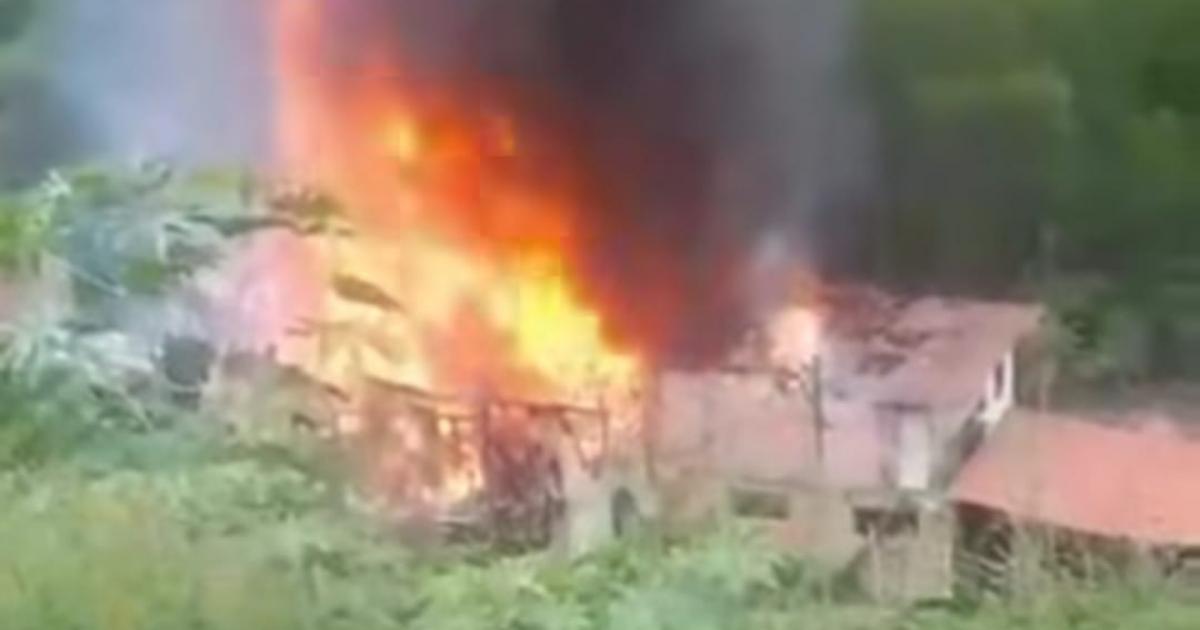 Tres viviendas incineradas y millonarias pérdidas: balance de voraz incendio en Medellín