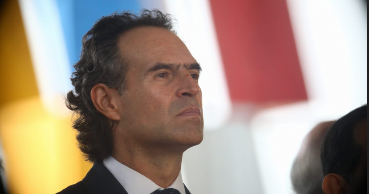 En medio del fallo, el alcalde de Medellín manifestó su apoyo al expresidente Álvaro Uribe