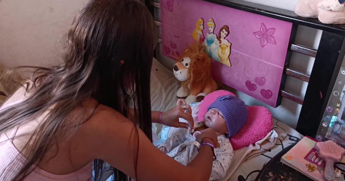 Simuladores de bebés, la estrategia en Bello para prevenir el embarazo adolescente