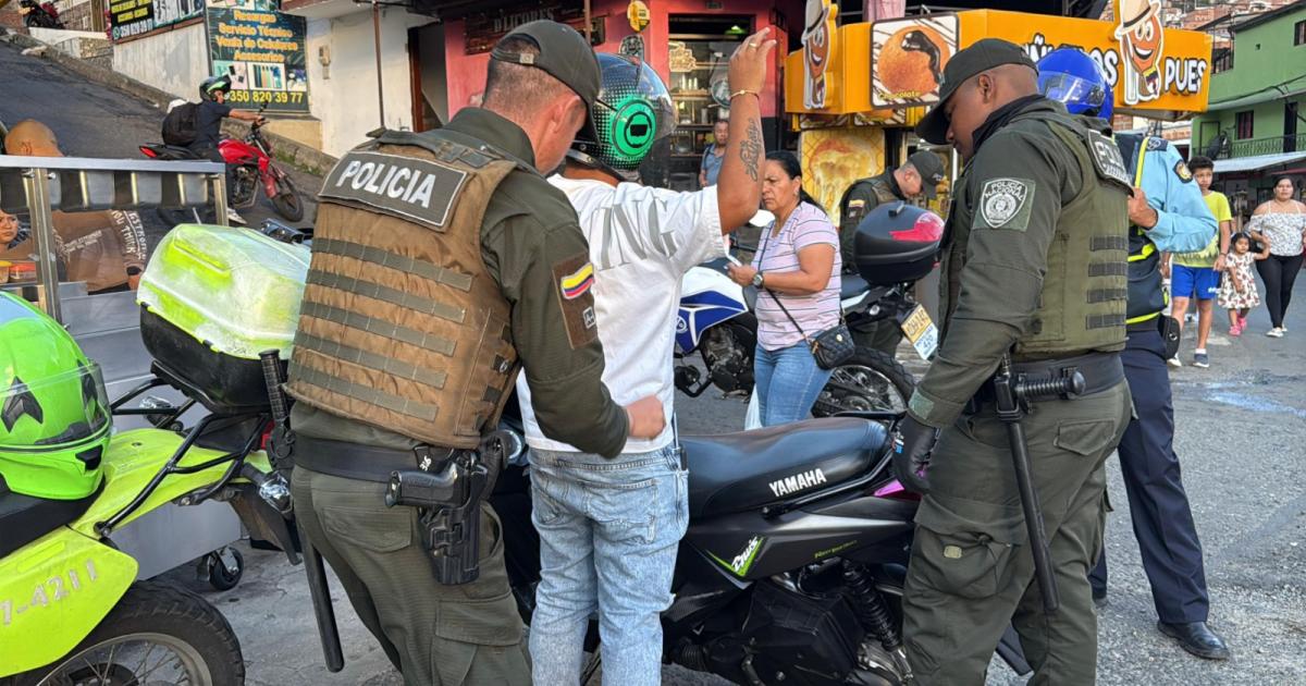El hurto en Medellín: 1.200 “gatos” capturados y reducción del atraco en las comunas