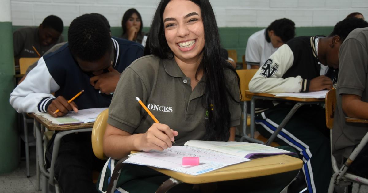Día decisivo para 20.000 jóvenes en Medellín: Presentan las Pruebas Saber 11