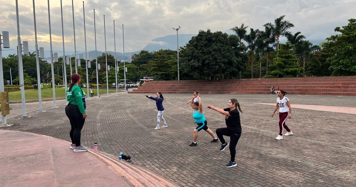 Ahora en la Plaza Gardel la comunidad podrá disfrutar de actividades físicas