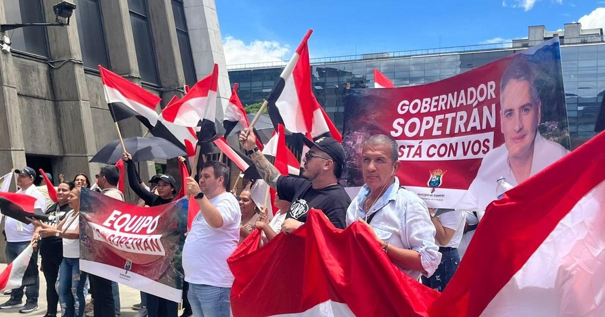 Alcaldes de Antioquia se reunieron para apoyar al gobernador y rechazar la gestión del presidente Petro