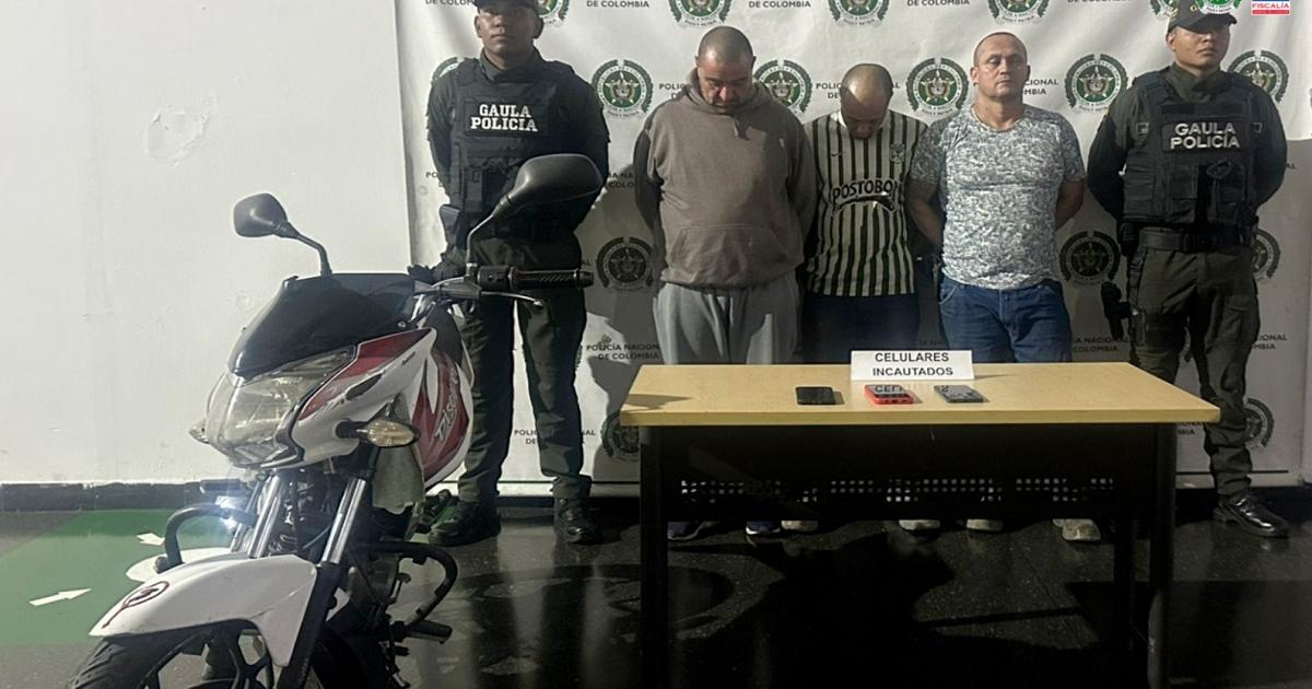Tres hombres a la cárcel señalados de exigir dinero a una mujer a cambio de no revelar una supuesta infidelidad