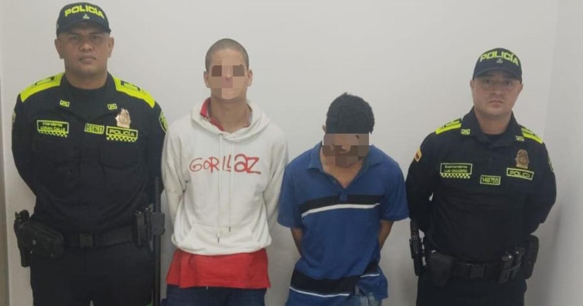 Capturados dos hombres en Medellín que agredieron a un policía en estación del Metro