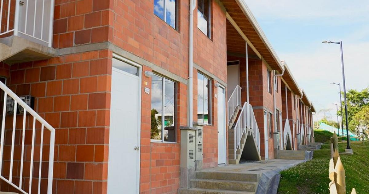 Familias en Envigado cumplieron su sueño de tener casa propia