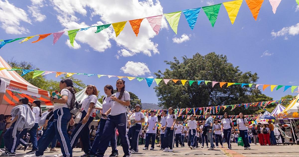 Vuelve la Feria Camino a la UdeA para los estudiantes de los grados décimo y once de 250 colegios de Medellín