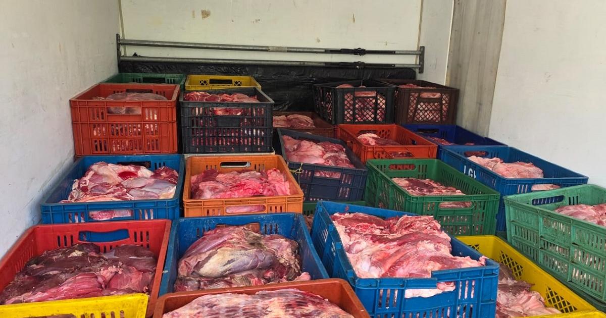 Dos capturados con 2.800 kilos de carne en mal estado en la vía Barbosa – Cisneros