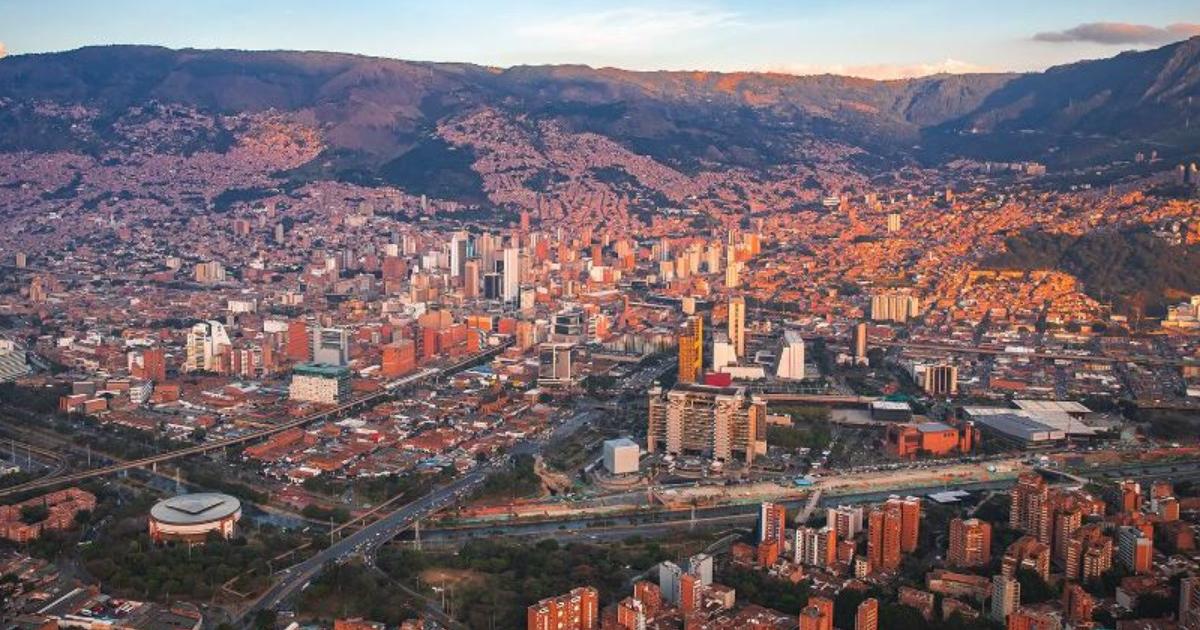 Federico Gutiérrez anuncia nuevo centro de alto rendimiento para triatlón en Medellín