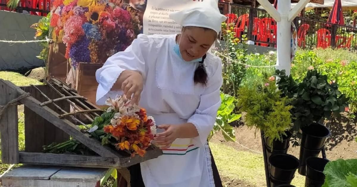 En Feria de Flores, líderes de Santa Elena insisten en la importancia del turismo responsable