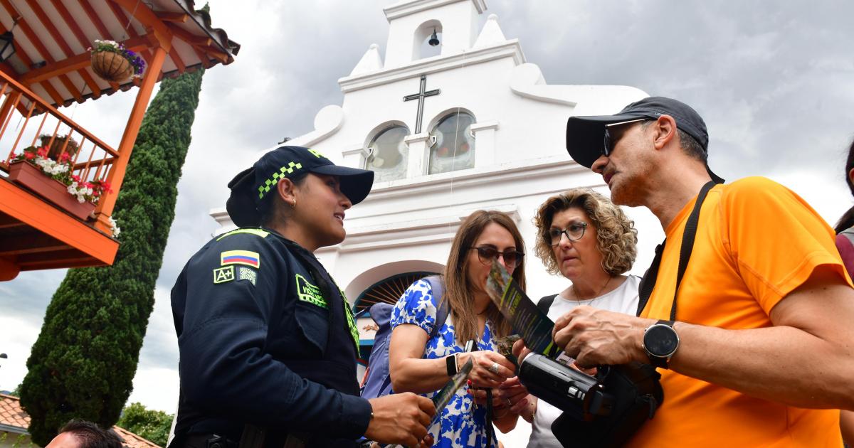 La Policía lanzó campaña "Turismo Seguro" en Medellín: La estrategia es fortalecer la confianza de los visitantes