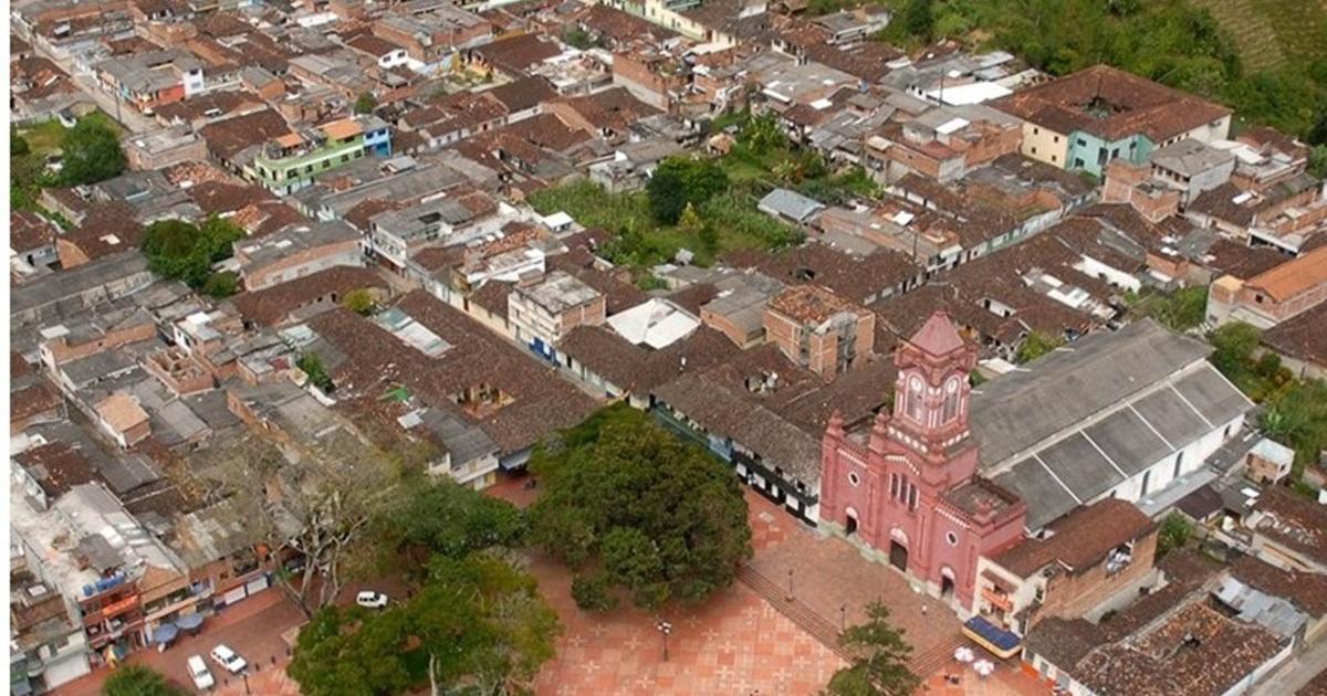 Cornare alerta sobre presencia de mercurio en aguas de los ríos de San Carlos, oriente de Antioquia