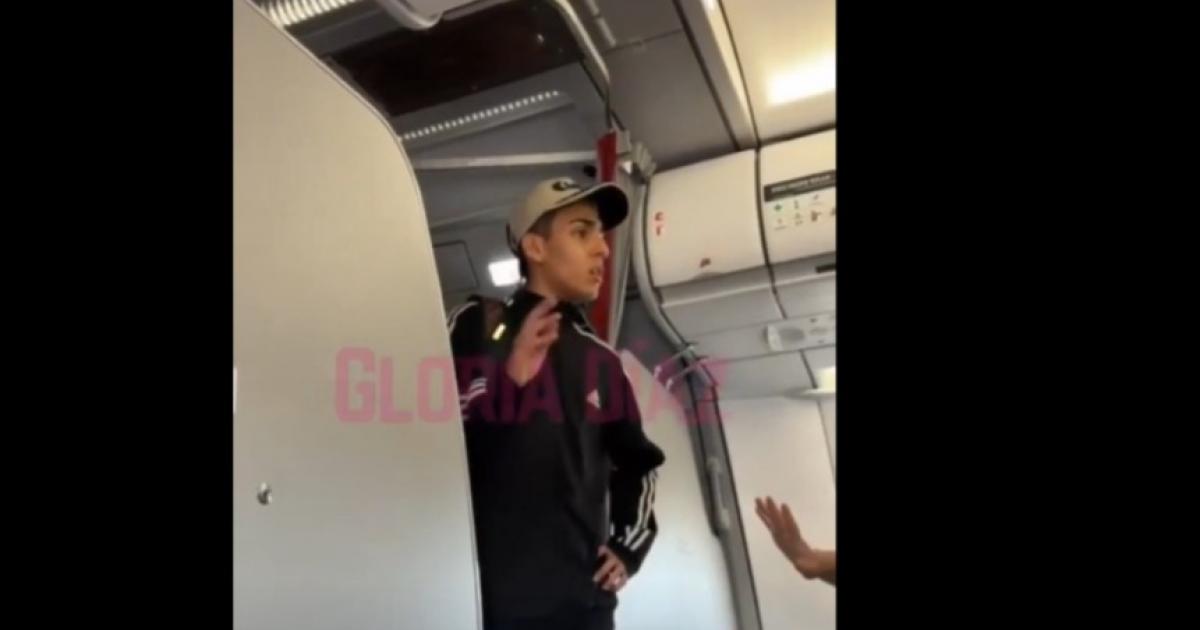 Pánico en vuelo de Avianca por pasajero alterado: evacuaron la aeronave ante sospecha de explosivos
