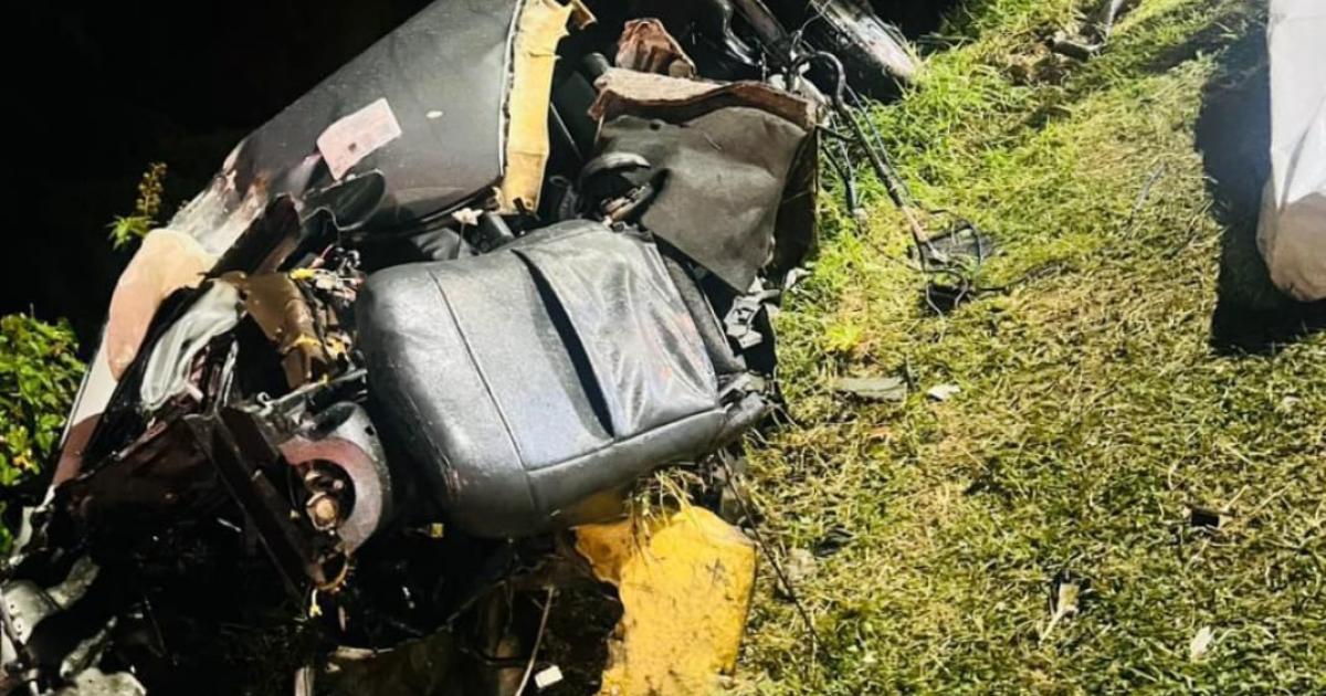 Dos muertos y tres heridos dejan grave accidente en la Autopista Medellín - Bogotá