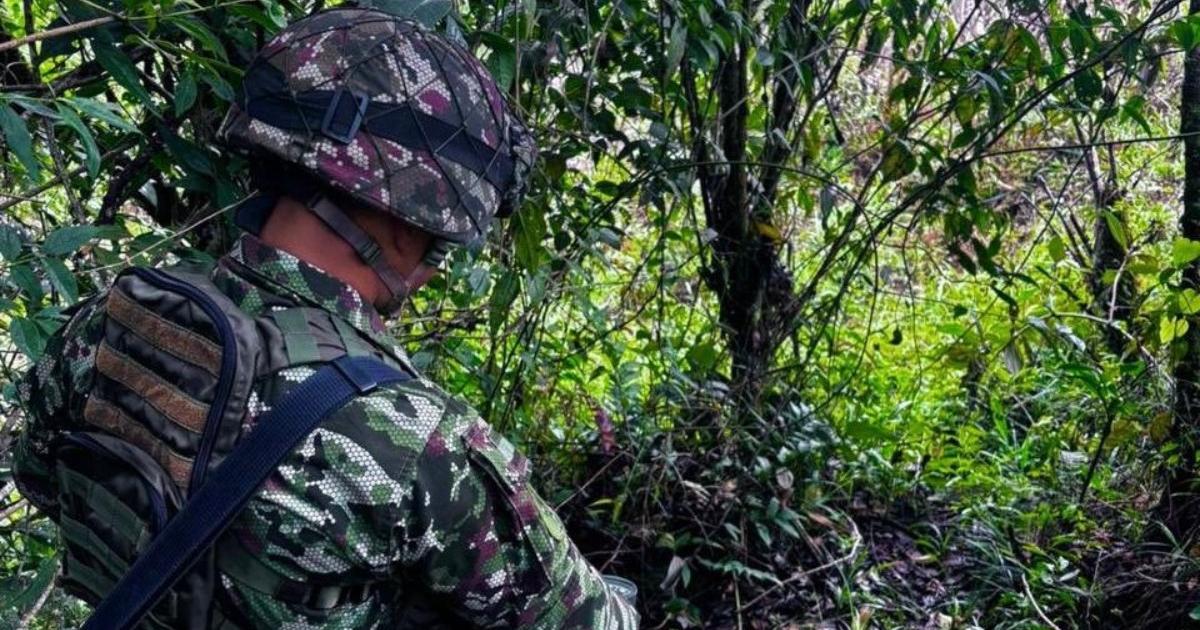Se registran combates entre el Ejército y las disidencias en San Andrés de Cuerquia