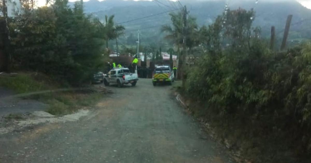 Balacera estremeció a Rionegro: supuesto jefe criminal murió al enfrentarse con la policía