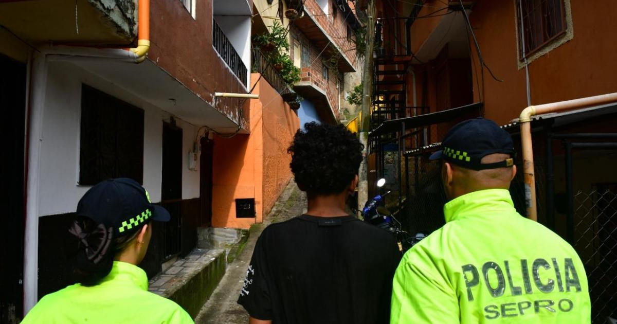 El “corte”, reto viral de jóvenes de Medellín que buscan el reconocimiento en el mundo criminal