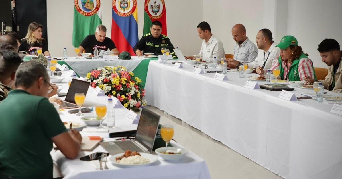 Gobernación de Antioquia ofrece hasta $100 millones por alias 'Chamizo' y 'Borracho' del Clan del Golfo