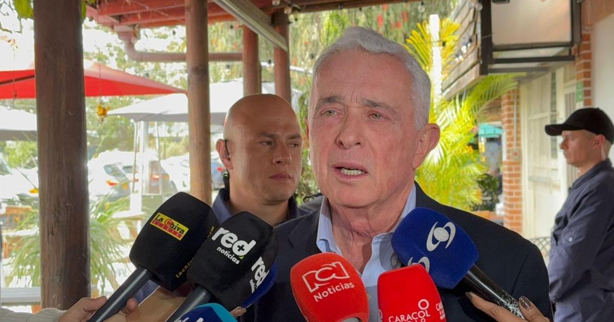 Uribe propone sentencia absolutoria a militares que participaron en la retoma del Palacio de Justicia
