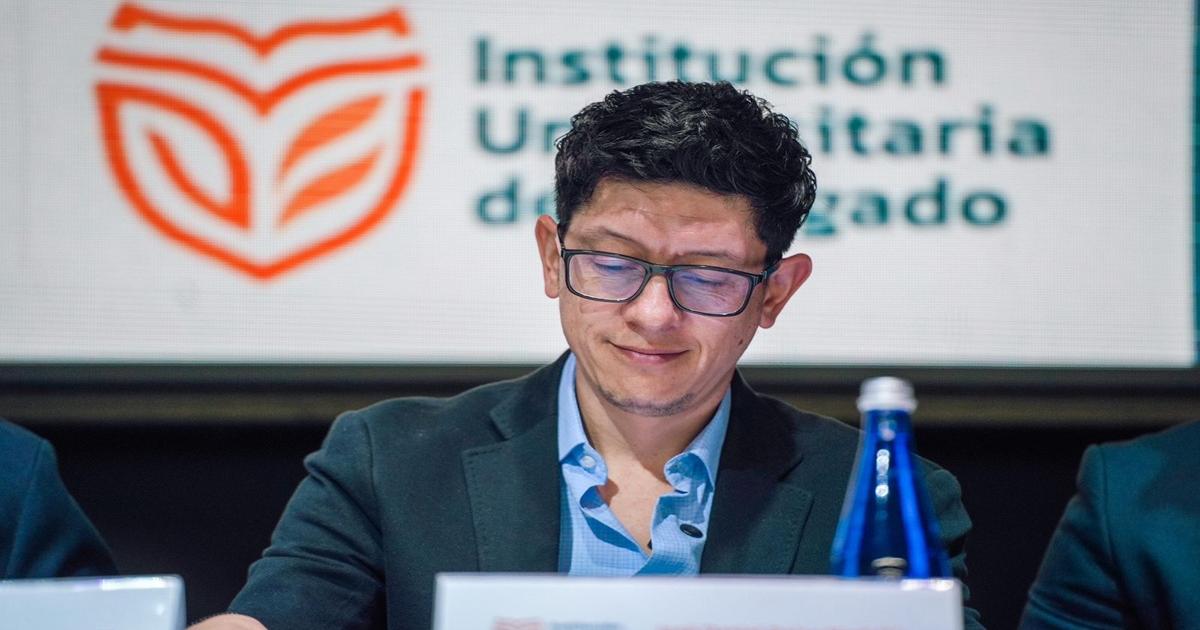 Tribunal Superior de Medellín revocó medida de arresto contra el ministro de Educación