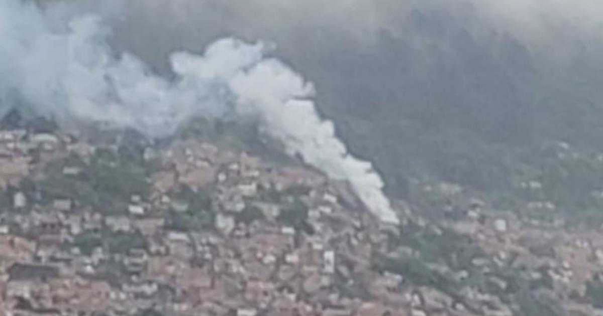 Zozobra en el barrio Carpinelo de Medellín: Una familia quedó en la calle por incendio de su casa
