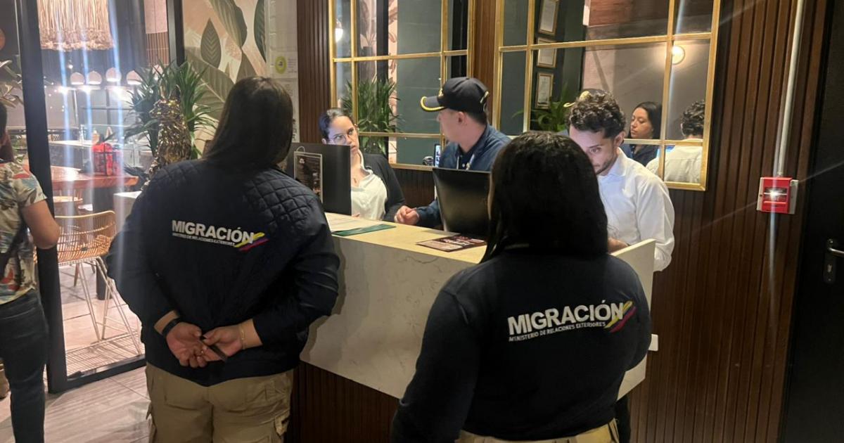 Migración Colombia adelanta operativos de control en sitios turísticos de Medellín