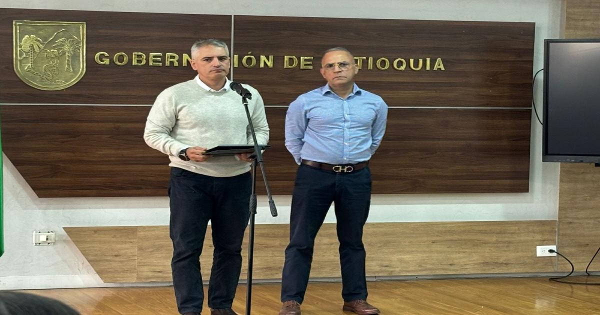 Gobernador de Antioquia pide a Estados Unidos poner la lupa en revelaciones de archivos de alias Calarcá