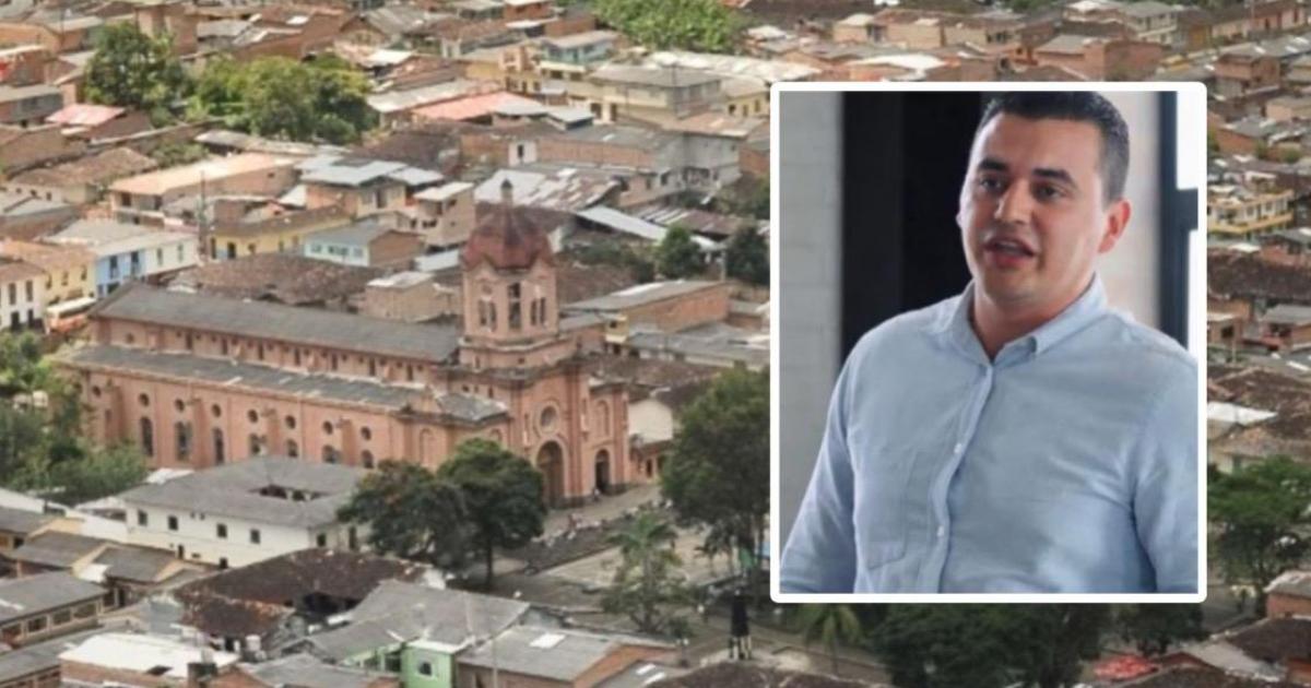 Clan del Golfo declara 'objetivo militar' al alcalde y secretario de gobierno de Pueblorrico