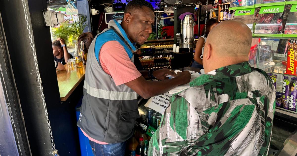 Recaudo de $2 mil millones: Medellín impulsa la formalización del comercio mediante la regulación del espacio público