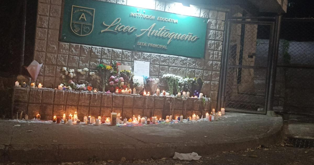 Entrega de cuerpos de estudiantes fallecidos en tragedia vial podría demorar 24 horas en Medellín